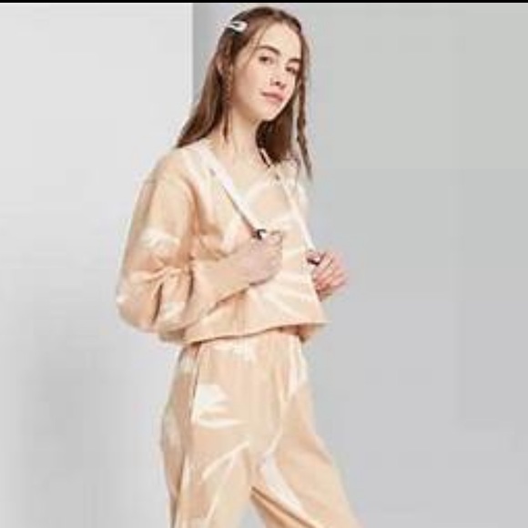 Tie Dye Cropped Pullover - Picture 1 of 5